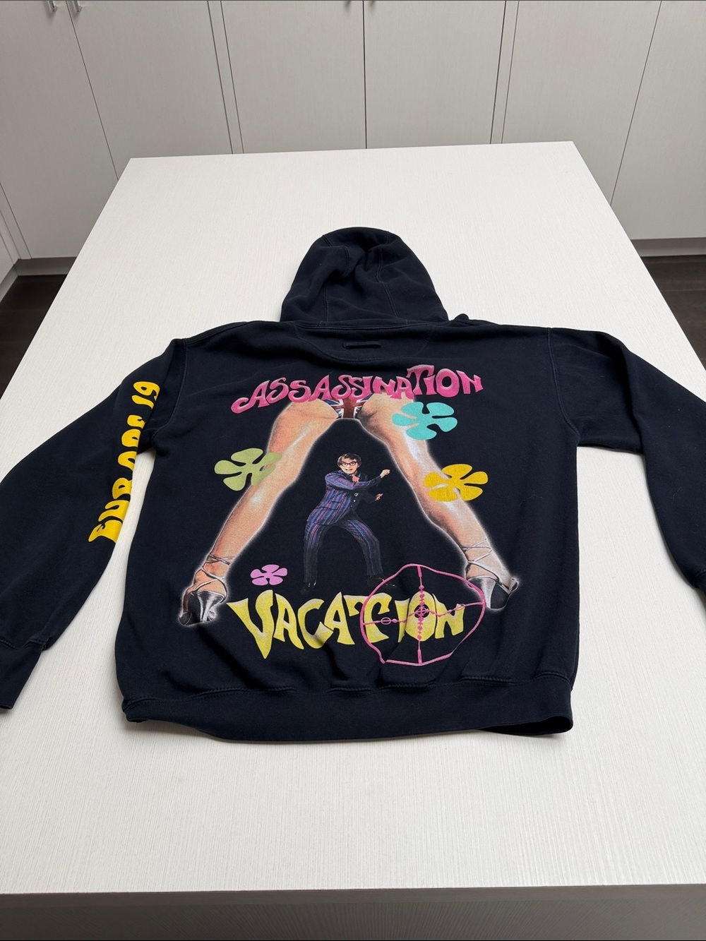 Drake Assassination Vacation Graphic Hoodie - Picture 5 of 5